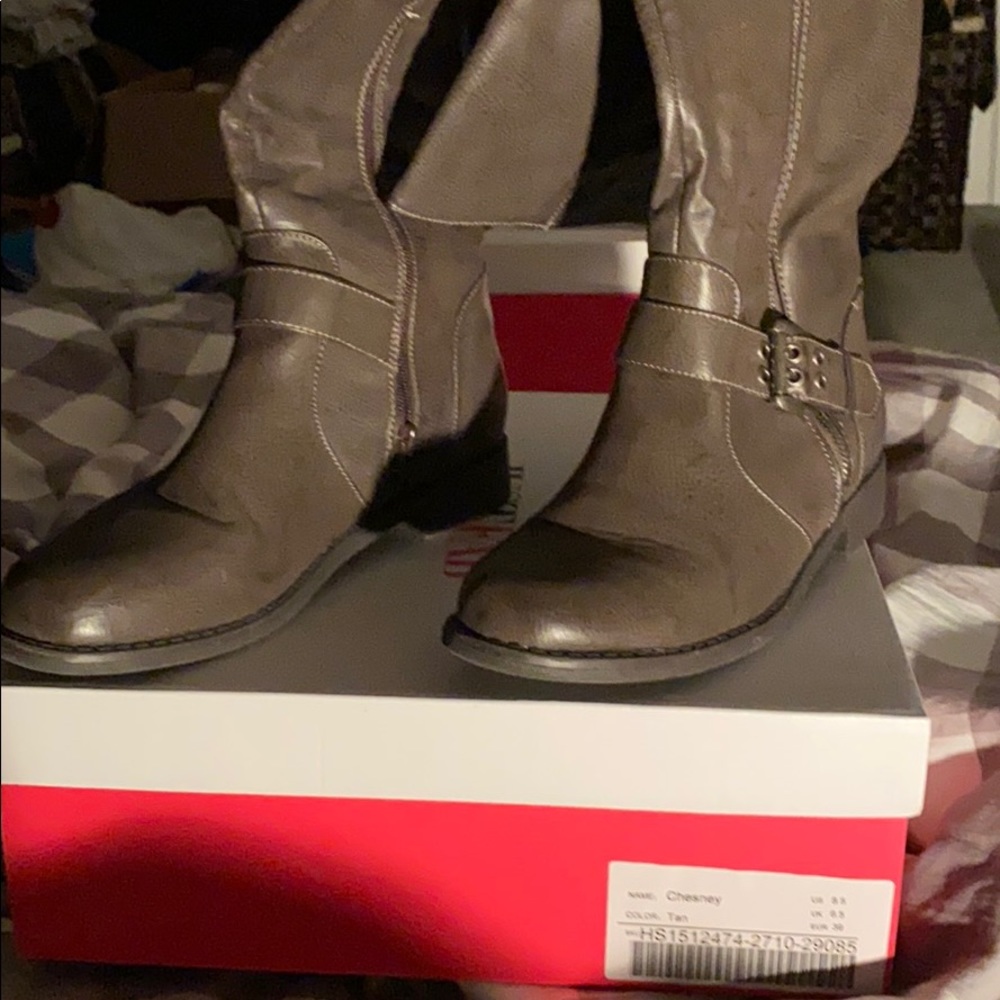 Just Fab Bobbey Women’s Boots Sz 8.5 Gently used